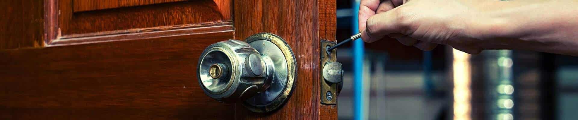 locksmith-in-chesterfield-va-Richmond-paul-service-lock